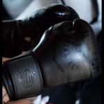 Charger l'image dans la galerie, GANTS DE BOXE -       BRASS KNUCKLES

